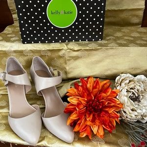 Kelly & Katie Pumps